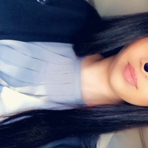 Meet your Posher, Catherine - Picture 1 of 1